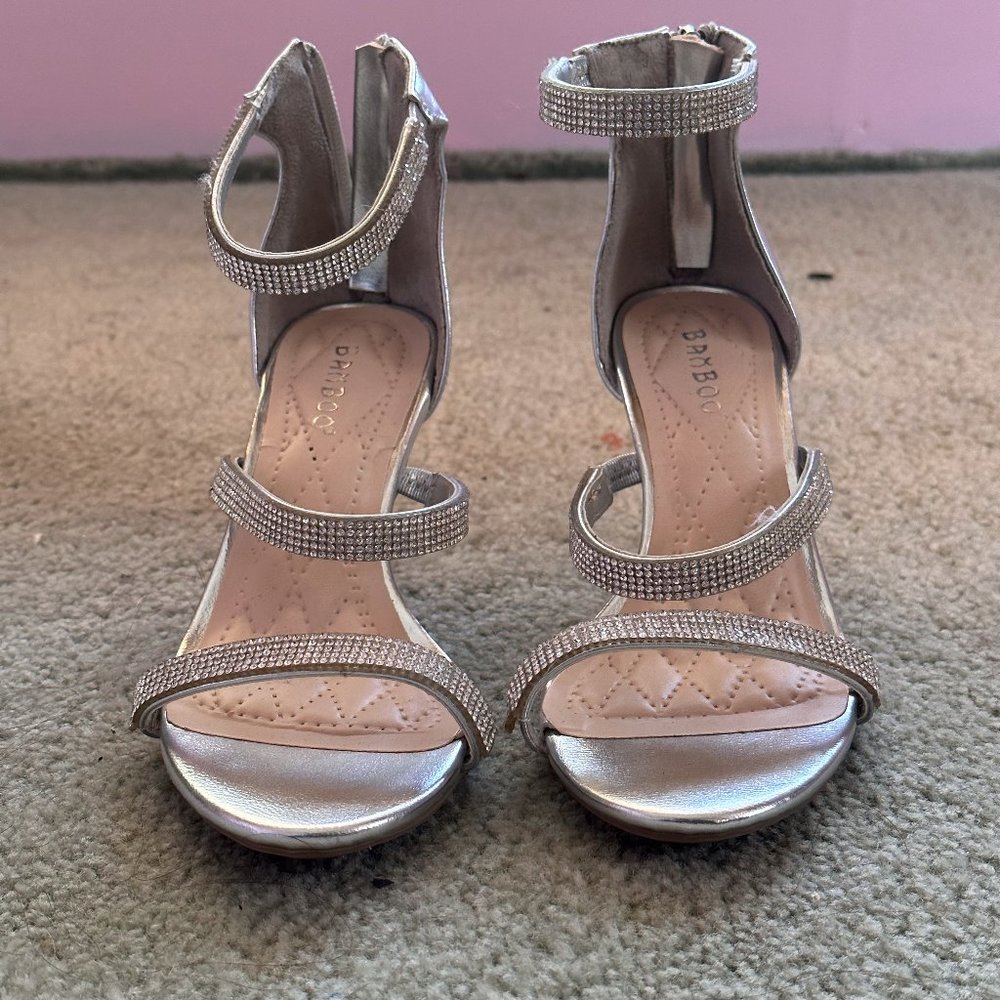 silver sparkle heels, 2 1/2 inch, size 6, bamboo brand